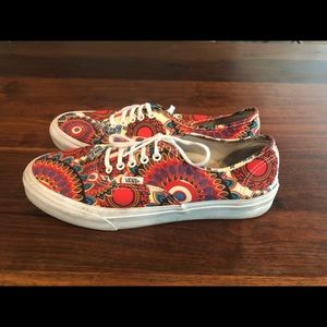 VANS - Authentic Geo Floral Shoes